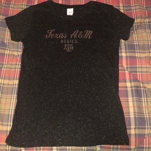A&M sparkle juniors sz XL T-shirt